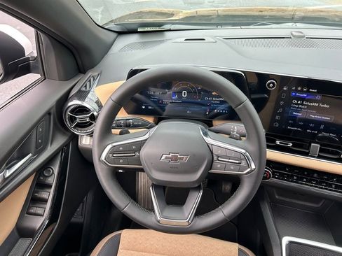 New 2026 Chevrolet Equinox ACTIV w/ Safety and Technology Package FWD image 26