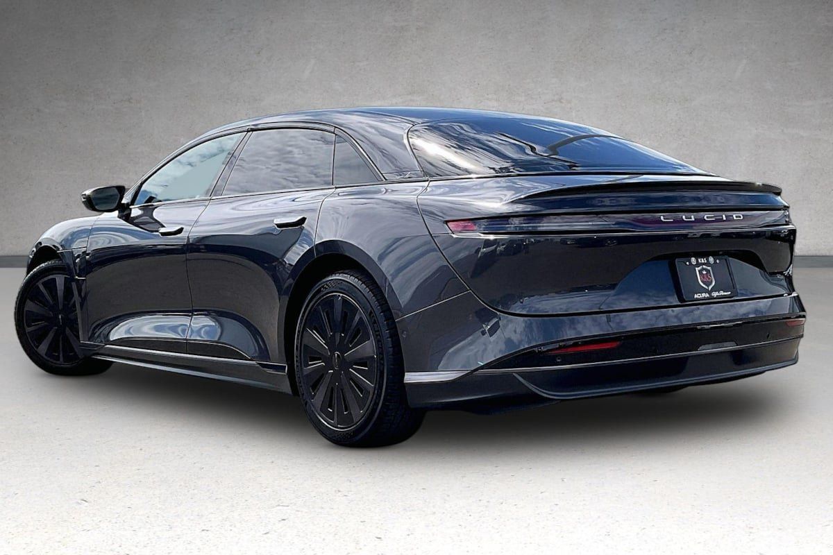 Used 2024 Lucid Air Pure RWD image 32