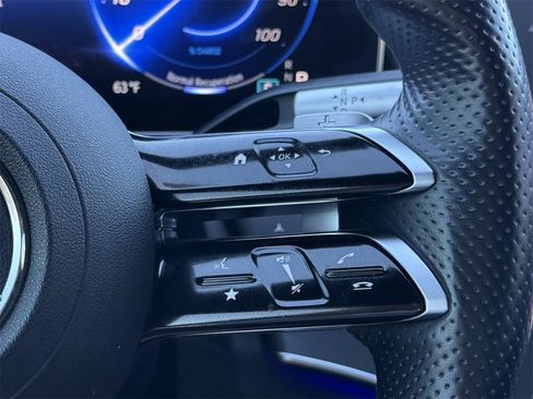 Used 2022 Mercedes-Benz EQS 450+ Sedan image 14