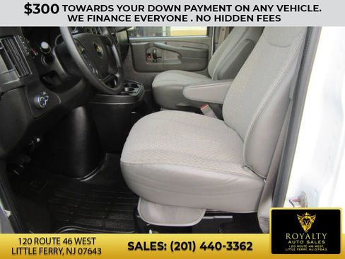 Used 2015 Chevrolet Express 2500 LS image 38
