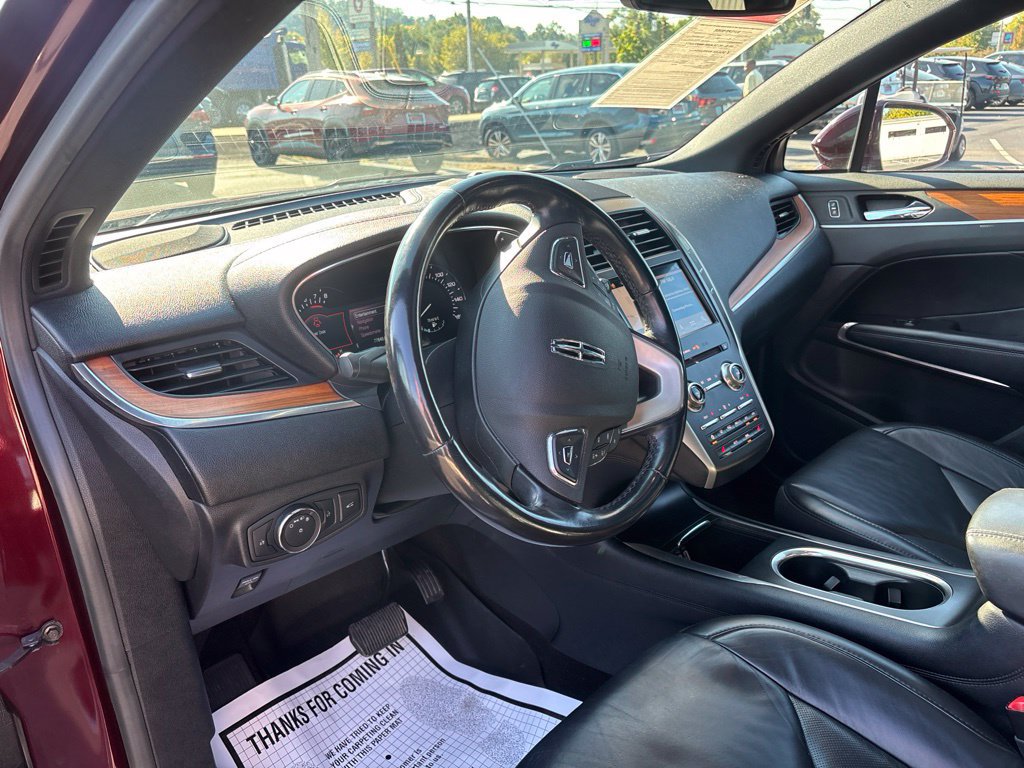 Used 2019 Lincoln MKC Select w/ Select Plus Package FWD image 15