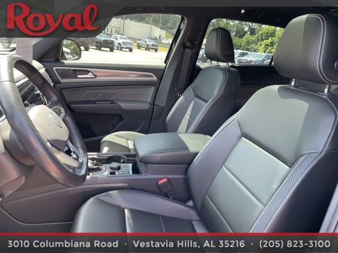 Certified 2023 Volkswagen Atlas Cross Sport SEL R-Line AWD/4WD image 16
