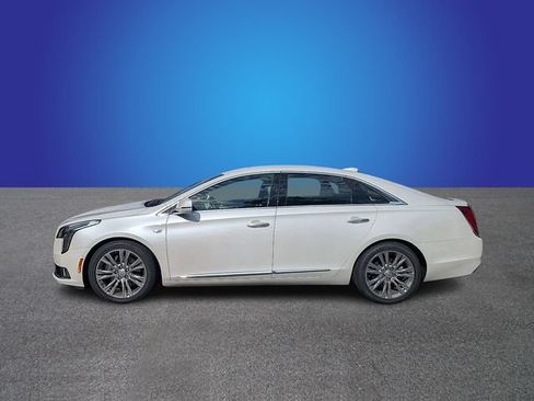 Used 2019 Cadillac XTS Luxury w/ Driver Awareness Package FWD image 2