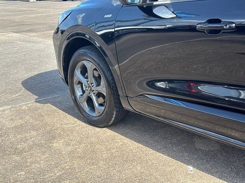 Used 2024 Ford Escape ST-Line AWD/4WD image 17