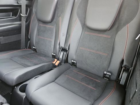 Certified 2023 Mercedes-Benz GLB 250 image 23