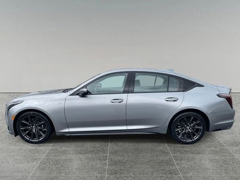 New 2026 Cadillac CT5 V image 2