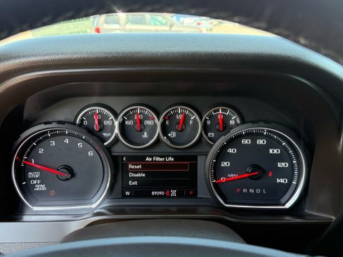 Used 2020 Chevrolet Silverado 1500 LT Trail Boss AWD/4WD image 16