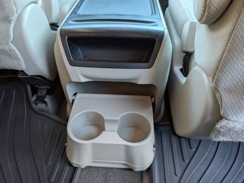 Used 2015 Toyota Sienna LE image 8