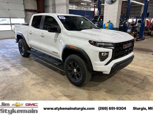 Used 2024 GMC Canyon Elevation w/ Trailering Package RWD image 10