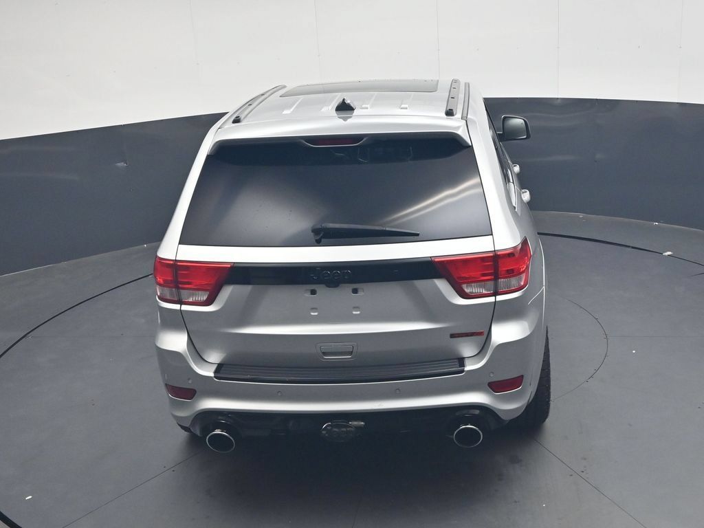 Used 2012 Jeep Grand Cherokee SRT8 w/ Luxury Group II AWD/4WD image 31
