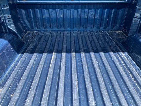 Used 2024 GMC Sierra 1500 SLT image 16