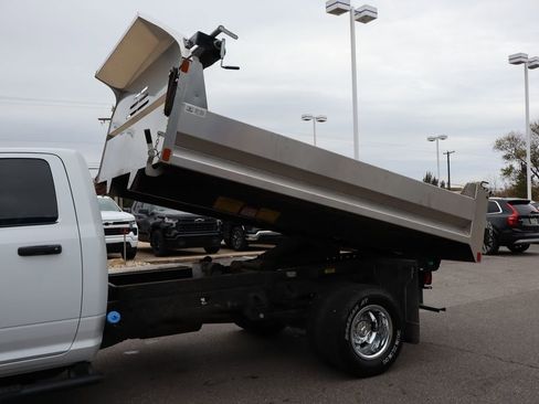 Used 2024 RAM 3500 Tradesman image 34