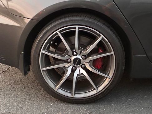Used 2025 Genesis G70 2.5T AWD/4WD image 47