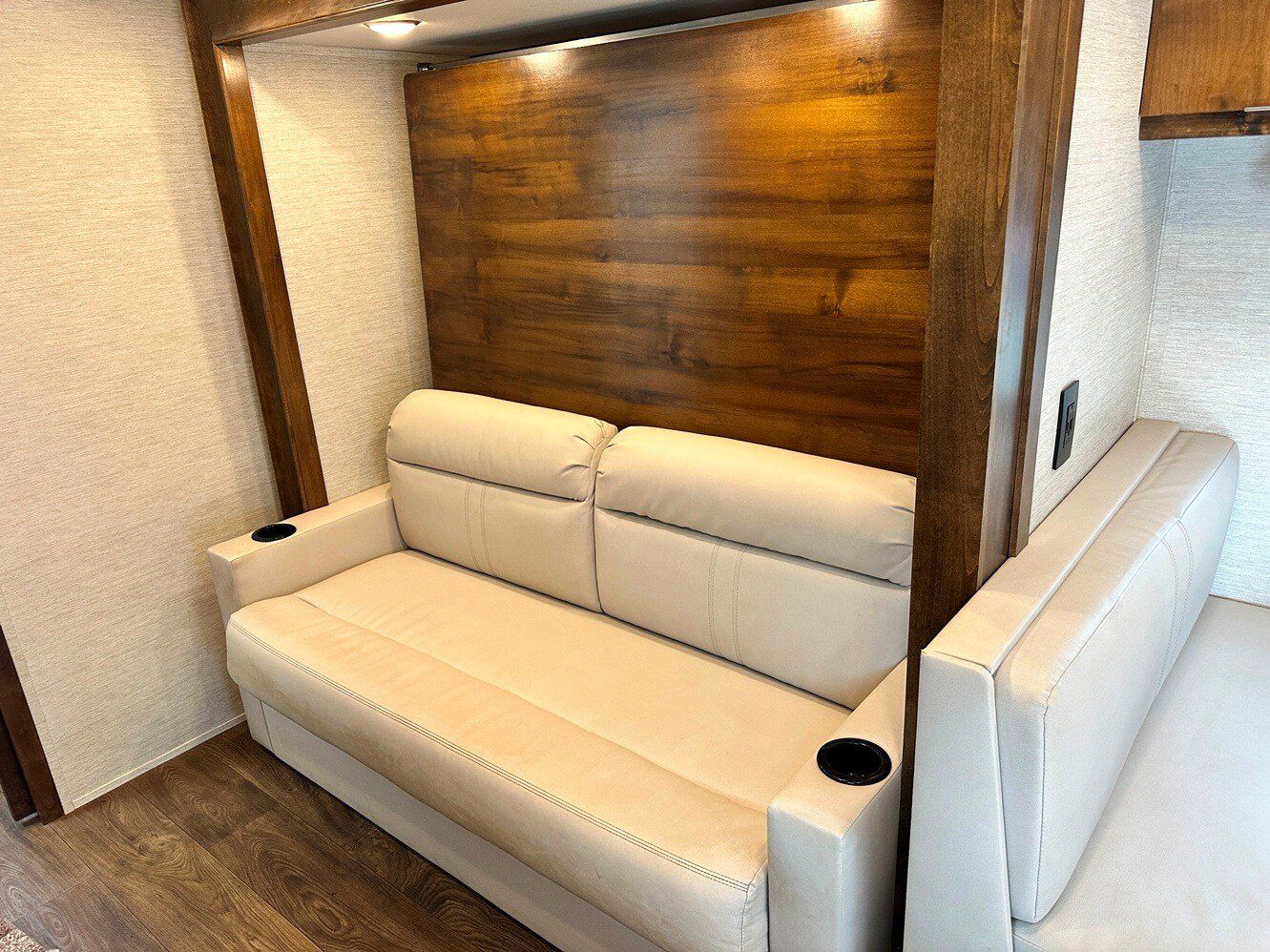 Used 2019 Mercedes-Benz Sprinter 170 image 46