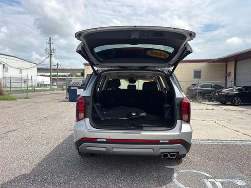 Used 2025 Hyundai Palisade SEL FWD image 13