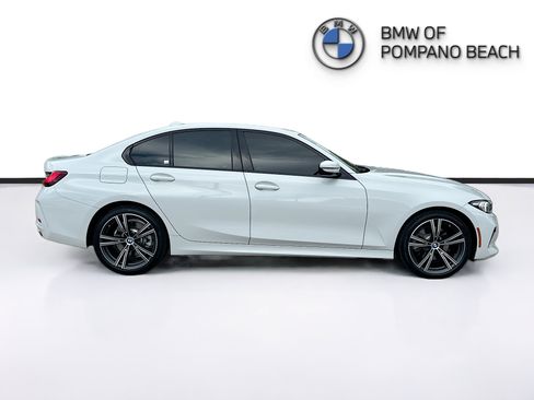 Used 2023 BMW 330i Sedan w/ Driving Assistance Package RWD image 8