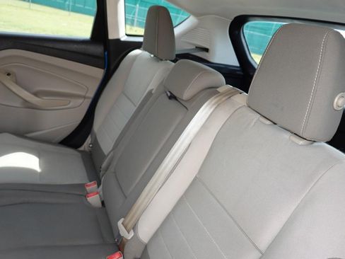 Used 2015 Ford C-MAX SE w/ Equipment Group 202A FWD image 18