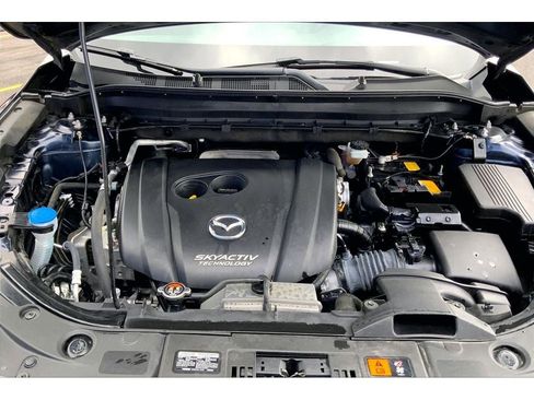Used 2019 MAZDA CX-5 Touring image 12