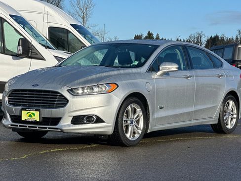 Used 2016 Ford Fusion Energi Titanium image 8