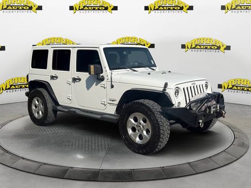 Used 2015 Jeep Wrangler Unlimited Sahara w/ Max Tow Package AWD/4WD image 7