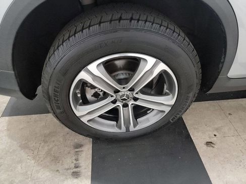Used 2017 Mercedes-Benz GLC 300 4MATIC image 53