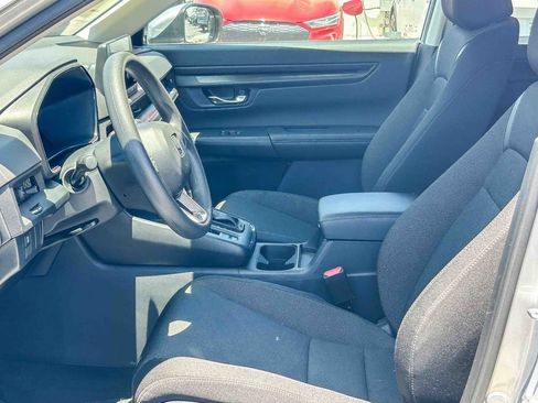 Used 2025 Honda CR-V LX image 18