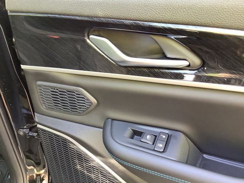 New 2023 Jeep Grand Cherokee Trailhawk w/ Luxury Tech Group III image 39