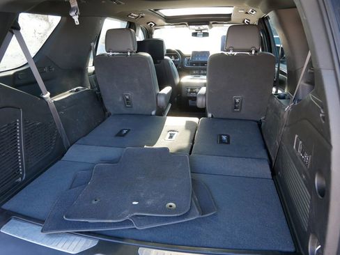 Used 2023 GMC Yukon AT4 w/ Max Trailering Package image 10