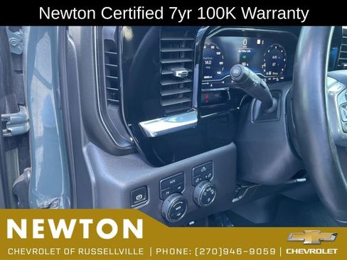Used 2025 Chevrolet Silverado 1500 LT AWD/4WD image 9