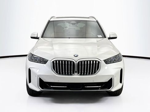New 2026 BMW X5 xDrive40i w/ Climate Comfort Package AWD/4WD image 2