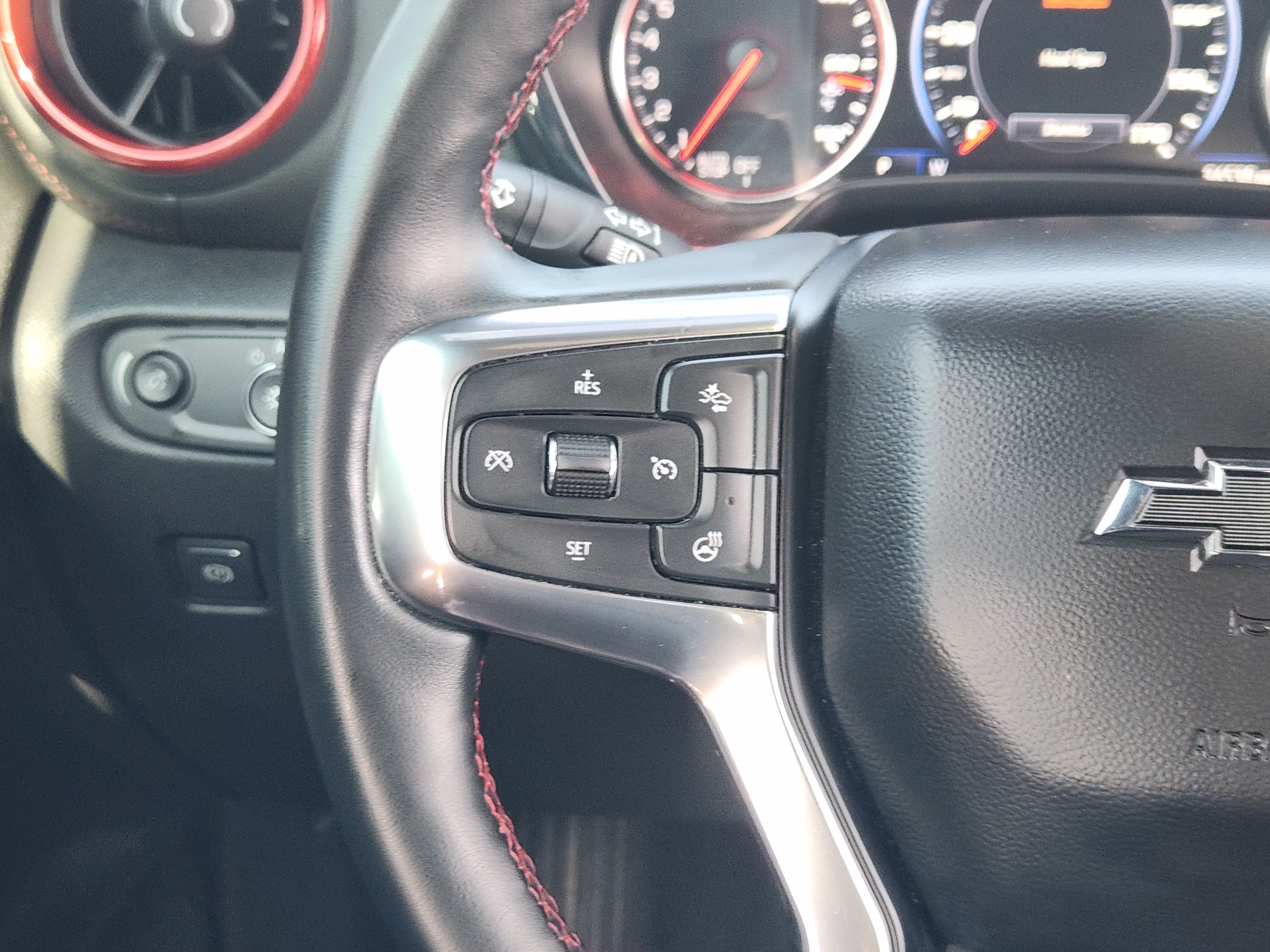 Used 2024 Chevrolet Blazer RS FWD image 27