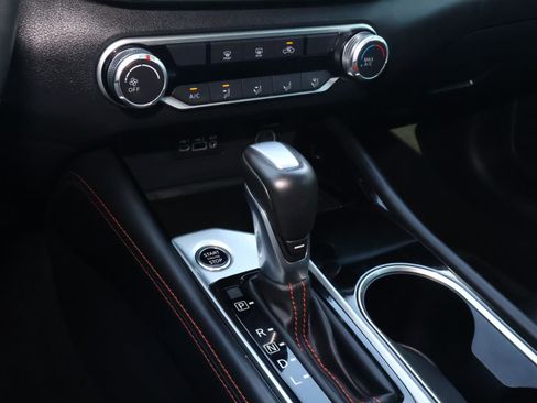 Used 2024 Nissan Altima 2.5 SR image 24