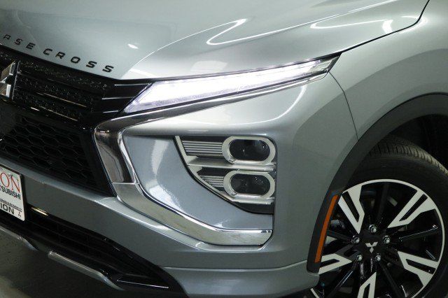 New 2026 Mitsubishi Eclipse Cross SEL AWD/4WD image 2