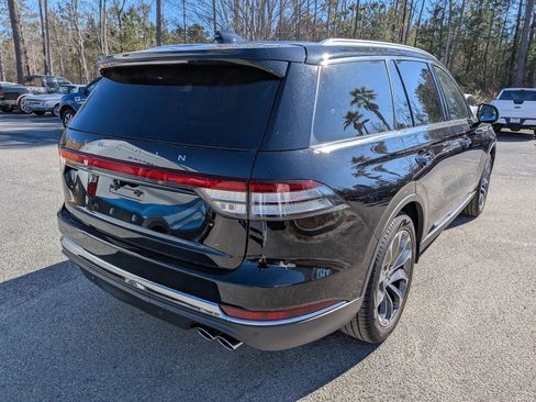 Certified 2025 Lincoln Aviator Reserve image 5