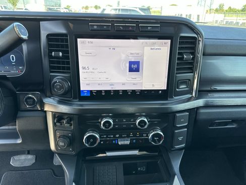 Used 2024 Ford F250 Lariat w/ Lariat Ultimate Package AWD/4WD image 13