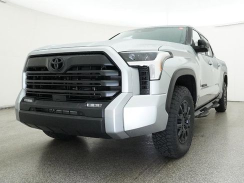 New 2026 Toyota Tundra SR5 AWD/4WD image 3