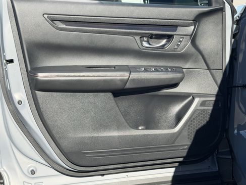 Used 2025 Honda CR-V Sport-L image 15