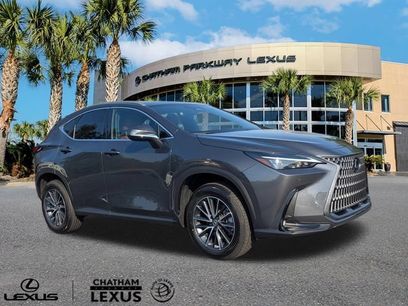 Used 2025 Lexus NX 250 FWD w/ Towing Package (2000 Lbs)