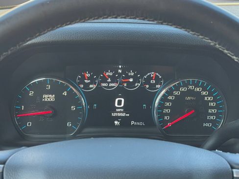 Used 2019 GMC Yukon XL Denali AWD/4WD image 14