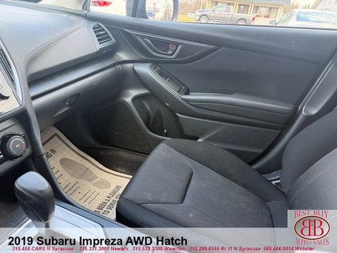 Used 2019 Subaru Impreza 2.0i w/ Eyesight image 18