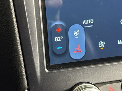 Used 2024 Ford Edge ST-Line AWD/4WD image 38