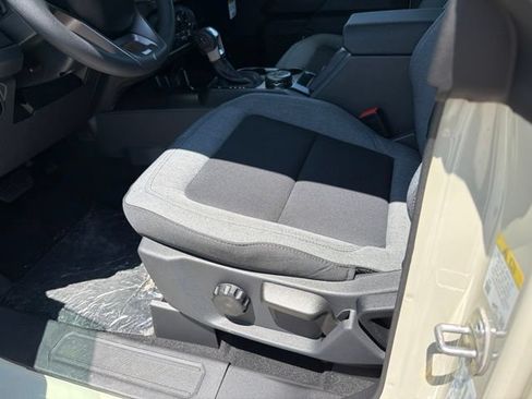New 2025 Ford Bronco 4-Door AWD/4WD image 12