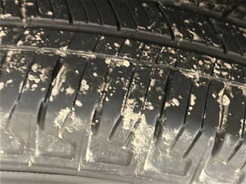 Used 2023 Ford Explorer XLT w/ Equipment Group 202A image 26