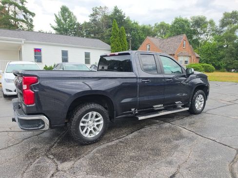 Used 2023 Chevrolet Silverado 1500 LT AWD/4WD image 5