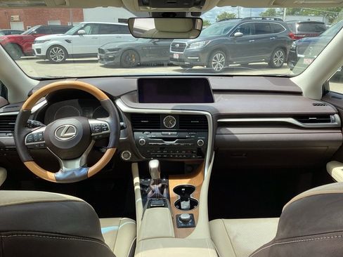 Used 2017 Lexus RX 350 AWD image 4