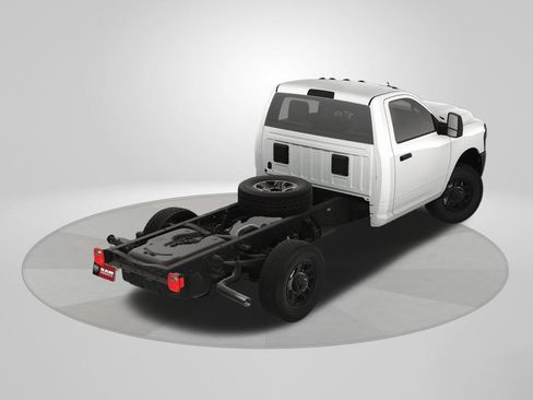 New 2025 RAM 3500 Tradesman AWD/4WD image 5