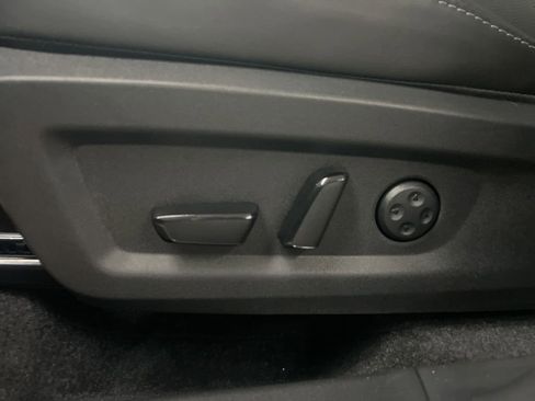 New 2026 Nissan Murano Platinum image 24