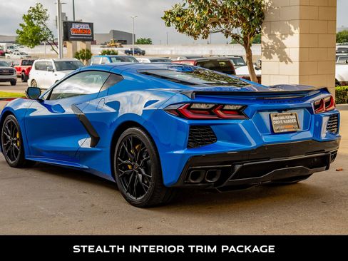 Used 2025 Chevrolet Corvette Stingray Preferred Cpe w/ Stealth Interior Trim Package RWD image 6