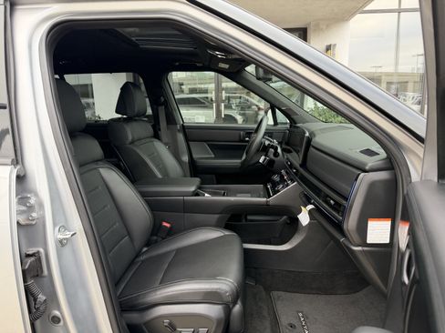 Used 2025 Hyundai Santa Fe Calligraphy image 22