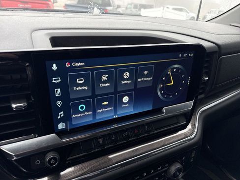 Used 2024 Chevrolet Silverado 3500 LTZ w/ LTZ Convenience Package image 12